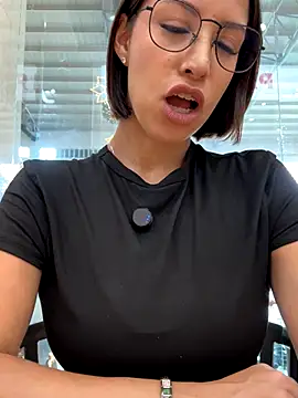 luvely online show from 11-19-25, 07:25