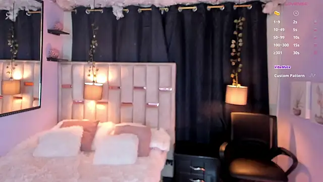 Snapshot of melody-rouss chatting on 11-28-25, 03:09 melody-rouss online show from 11-28-25, 03:09