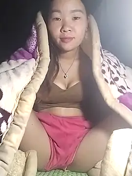 lylylove online show from 11-03-25, 08:43