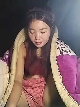 lylylove online show from 12-04-25, 12:36