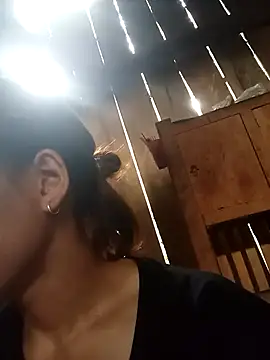 Ngocmi909 online show from 10-04-25, 04:21