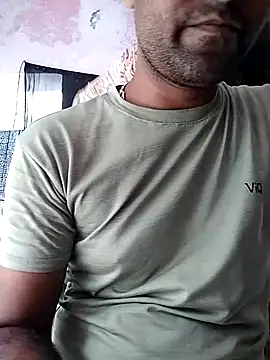 Snapshot of Miss_Sahiba chatting on 09-09-25, 02:22 Miss Sahiba online show from 09-09-25, 02:22