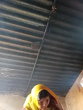 Snapshot of Sexy_queeny chatting on 09-09-25, 02:11 Sexy queeny online show from 09-09-25, 02:11