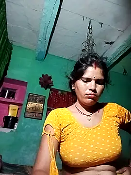 Snapshot of Sexy_queeny chatting on 09-20-25, 11:28 Sexy queeny online show from 09-20-25, 11:28