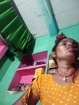 Snapshot of Sexy_queeny chatting on 09-25-25, 02:21 Sexy queeny online show from 09-25-25, 02:21