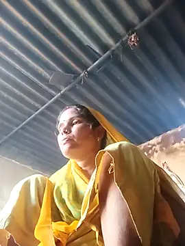 Snapshot of Sexy_queeny chatting on 09-26-25, 02:48 Sexy queeny online show from 09-26-25, 02:48