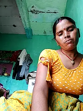 Snapshot of Sexy_queeny chatting on 09-27-25, 08:41 Sexy queeny online show from 09-27-25, 08:41