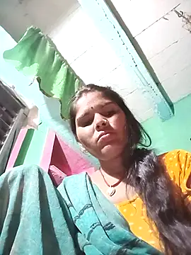 Snapshot of Sexy_queeny chatting on 10-11-25, 03:43 Sexy queeny online show from 10-11-25, 03:43