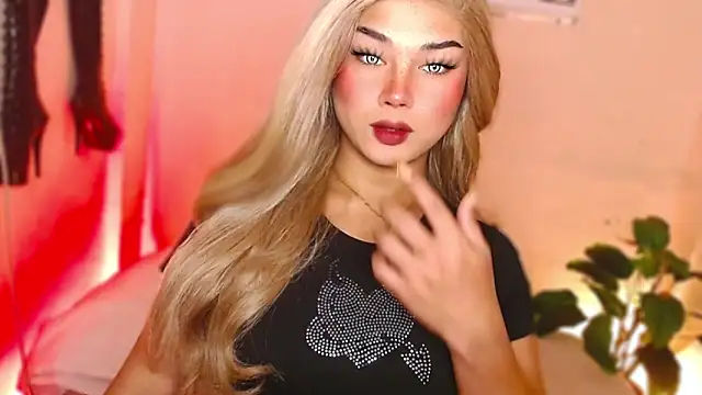 MissRumi Hunter online show from 12-15-25, 07:40