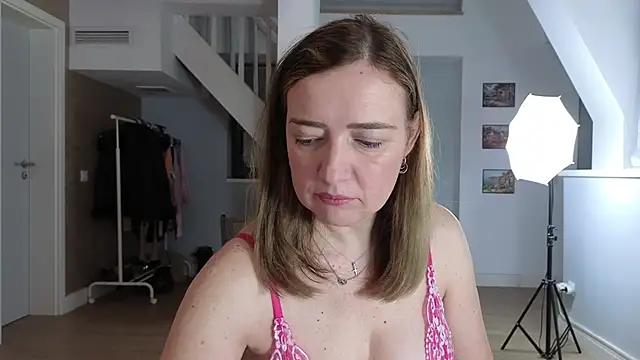 Blue Angel Sweet online show from 12-18-25, 04:18