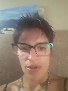 Snapshot of culitobosterook chatting on 10-15-25, 10:59 culitobosterook online show from 10-15-25, 10:59