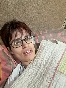 Snapshot of culitobosterook chatting on 10-18-25, 09:15 culitobosterook online show from 10-18-25, 09:15