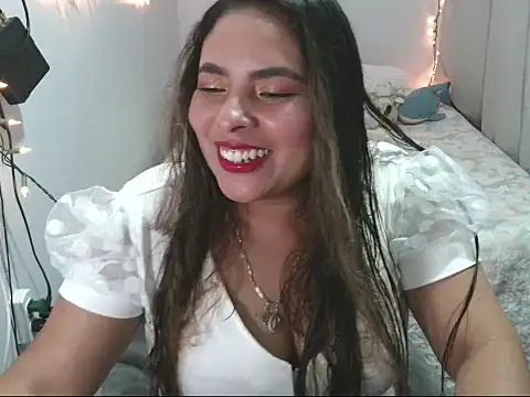 Snapshot of crystal_1991 chatting on 09-14-25, 10:42 crystal 1991 online show from 09-14-25, 10:42