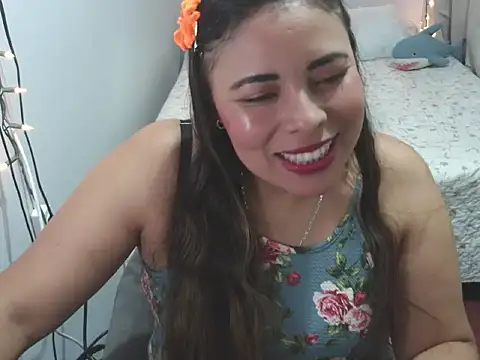 Snapshot of crystal_1991 chatting on 11-07-25, 04:23 crystal 1991 online show from 11-07-25, 04:23