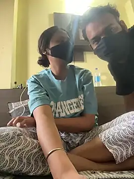 Snapshot of indianshycouple chatting on 02-18-26, 05:36 indianshycouple online show from 02-18-26, 05:36