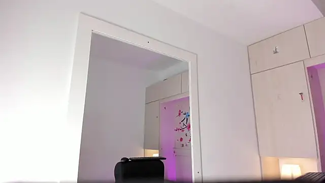 Stefannyevans  online show from 12-17-25, 12:55