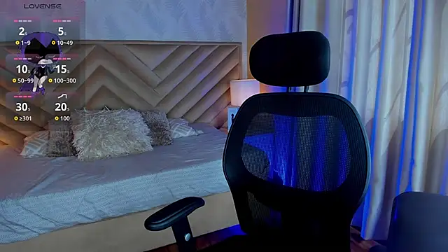 Snapshot of _raven_black chatting on 09-22-25, 02:41  raven black online show from 09-22-25, 02:41