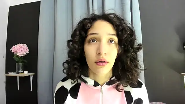 TeensNews18 online show from 12-15-25, 11:36