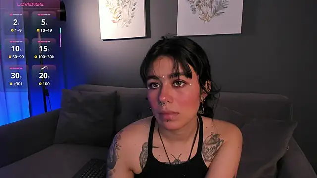 Snapshot of flower_smith_ chatting on 11-06-25, 11:44 flower smith online show from 11-06-25, 11:44