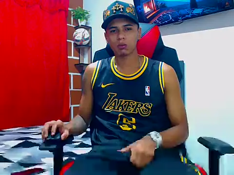 cristian tayron1 online show from 07-05-26, 04:19