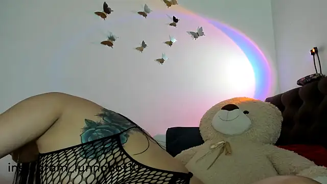 Snapshot of natyhot20 chatting on 10-15-25, 12:00 natyhot20 online show from 10-15-25, 12:00