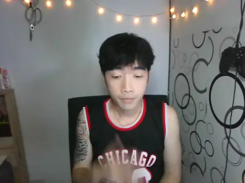 moaman190 online show from 10-19-25, 04:18