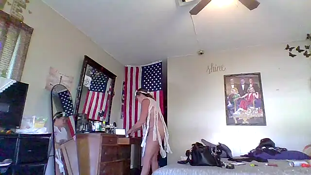 Bored Grandma online show from 10-03-25, 04:26