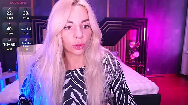 BellaRayyy online show from 11-28-25, 07:33