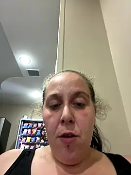 Snapshot of exotictastingexotic chatting on 09-09-25, 01:32 exotictastingexotic online show from 09-09-25, 01:32