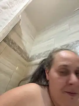 Snapshot of exotictastingexotic chatting on 09-30-25, 03:33 exotictastingexotic online show from 09-30-25, 03:33