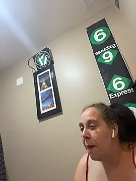 Snapshot of exotictastingexotic chatting on 10-25-25, 10:04 exotictastingexotic online show from 10-25-25, 10:04