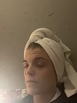 Snapshot of ittybittymeryssa chatting on 10-13-25, 04:34 ittybittymeryssa online show from 10-13-25, 04:34