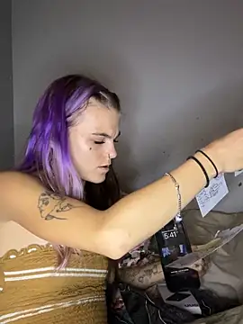 Snapshot of ittybittymeryssa chatting on 11-22-25, 10:42 ittybittymeryssa online show from 11-22-25, 10:42