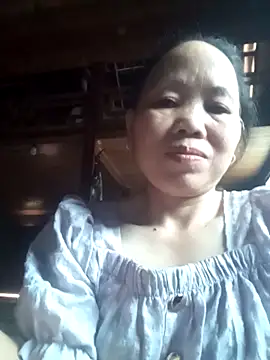 Snapshot of _YooY_ chatting on 09-12-25, 02:33  YooY  online show from 09-12-25, 02:33