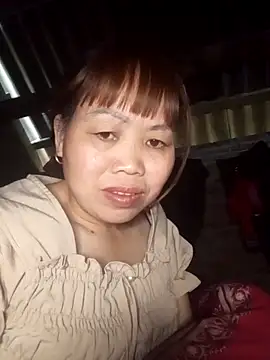 Snapshot of _YooY_ chatting on 11-06-25, 02:23 YooY online show from 11-06-25, 02:23