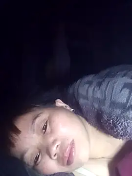 Snapshot of _YooY_ chatting on 11-19-25, 11:05 YooY online show from 11-19-25, 11:05