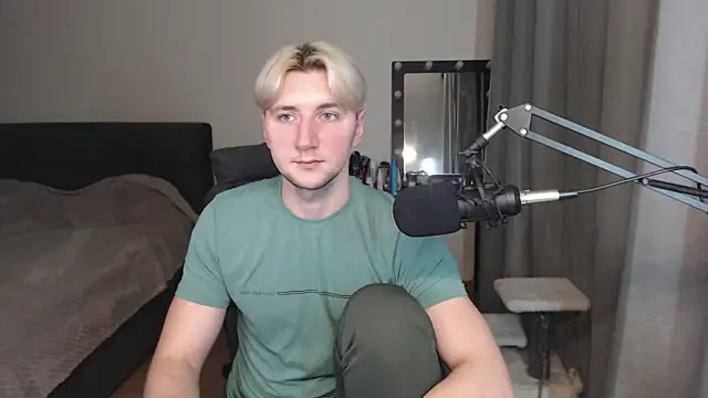 Snapshot of Elvin_Vaenight chatting on 09-10-25, 09:37 Elvin Vaenight online show from 09-10-25, 09:37