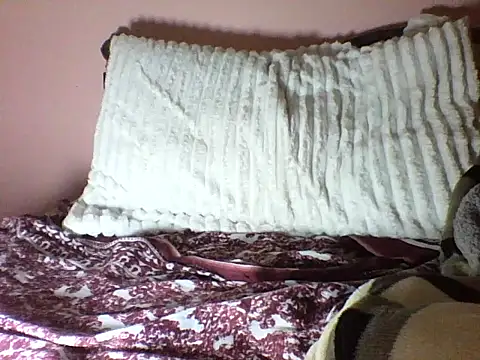 Snapshot of Moongodessy chatting on 09-27-25, 06:51 Moongodessy online show from 09-27-25, 06:51