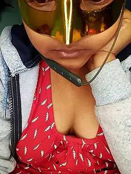 mimi87hoty online show from 01-10-26, 03:36