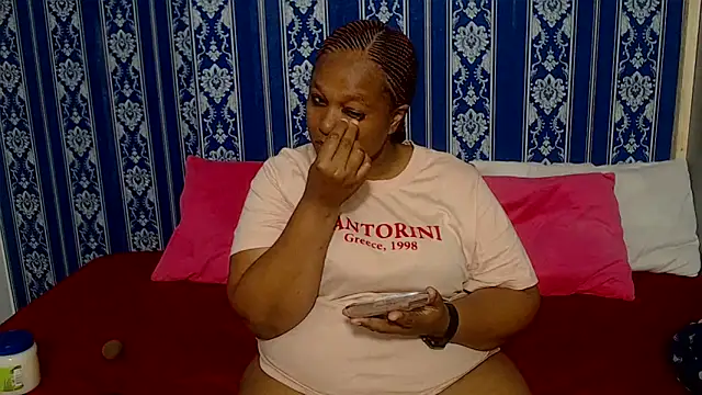 Snapshot of JUICEYLIPS333 chatting on 12-04-25, 05:54 JUICEYLIPS333 online show from 12-04-25, 05:54