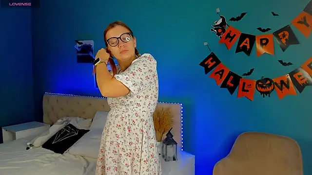 BattyBaker online show from 10-24-25, 02:19