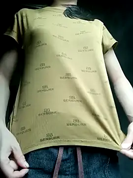 Ananine online show from 10-22-25, 03:07