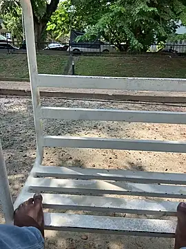 Snapshot of Senurak99 chatting on 11-11-25, 08:25 Senurak99 online show from 11-11-25, 08:25