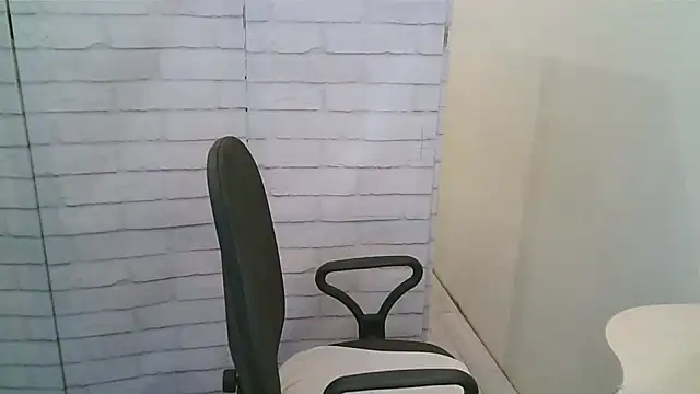 Helen xi  online show from 11-09-25, 01:09