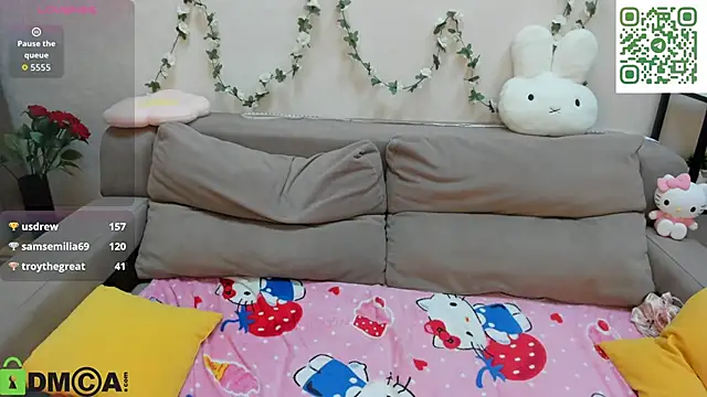 Sylvia Ortiz online show from 05-18-26, 04:07