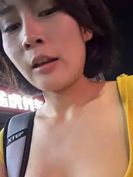 Snapshot of A_girla chatting on 05-27-26, 01:30 A girla online show from 05-27-26, 01:30