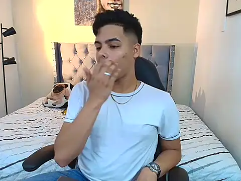 stewart mateo  online show from 09-25-25, 02:15