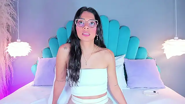 AlassiaHocthner online show from 09-10-25, 11:43