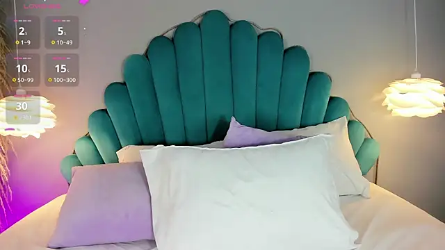 AlassiaHocthner online show from 02-12-26, 11:49