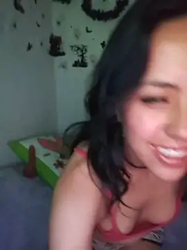 Snapshot of Queen_Ashly chatting on 10-24-25, 02:08 Queen Ashly online show from 10-24-25, 02:08